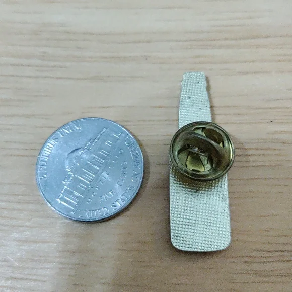 Miller Lite Amber bottle pin - Picture 2 of 2